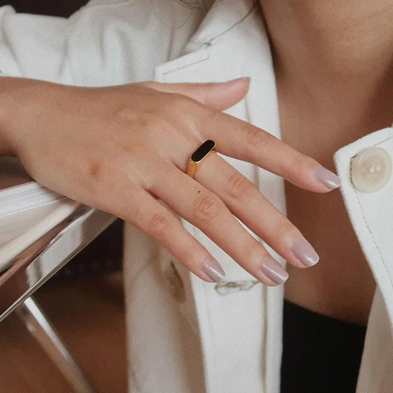 Elegant stainless steel ring gold plated everyday fashion accessory