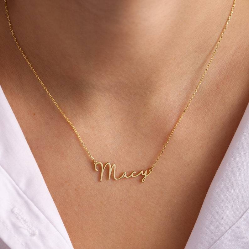 Elegant women’s nameplate necklace stainless steel signature design