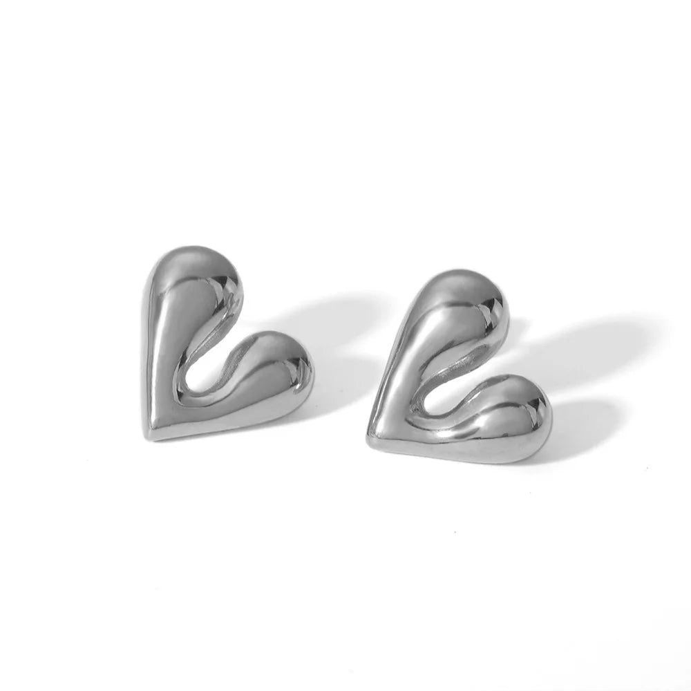 Elegant love heart stud earrings women’s stainless steel jewelry