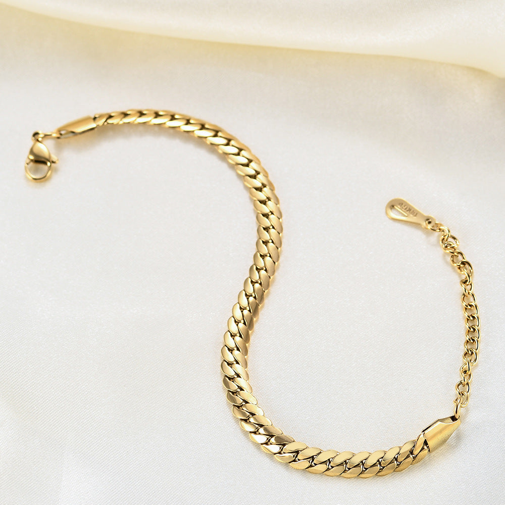 Bold stainless steel Cuban link bracelet versatile jewelry piece