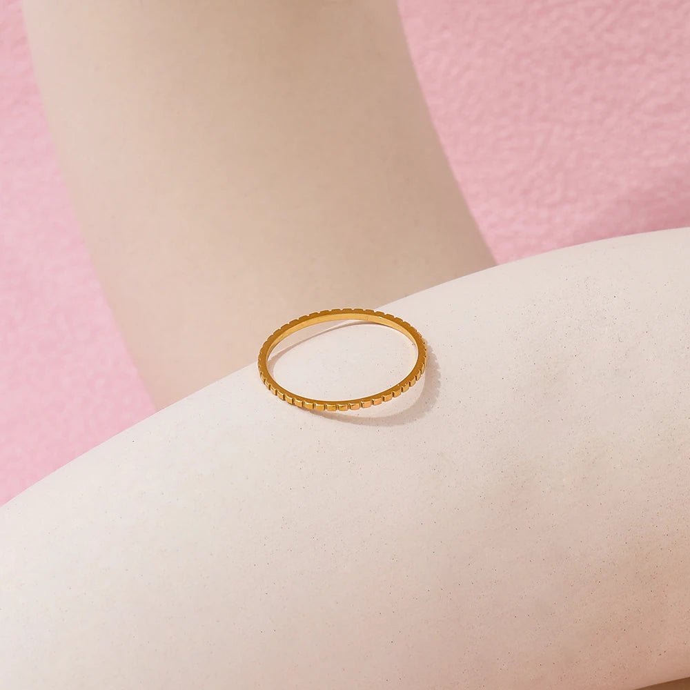 Durable women’s stainless steel ring contemporary fashion style