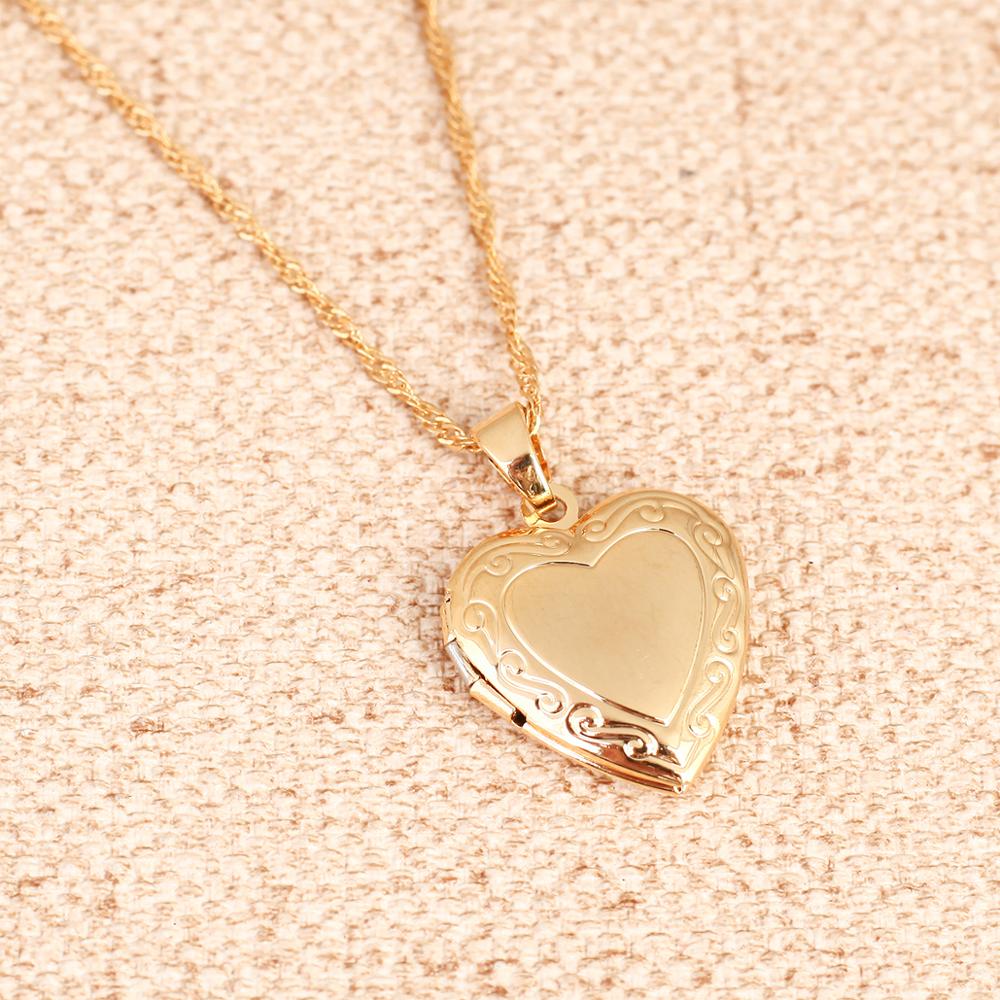 Timeless women’s jewelry heart locket gold plated stainless steel