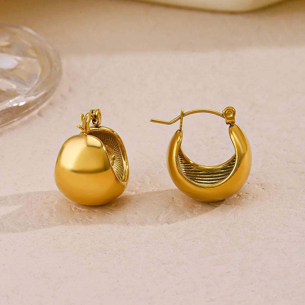 Women’s fashion jewelry U-shaped earrings 18K gold plated