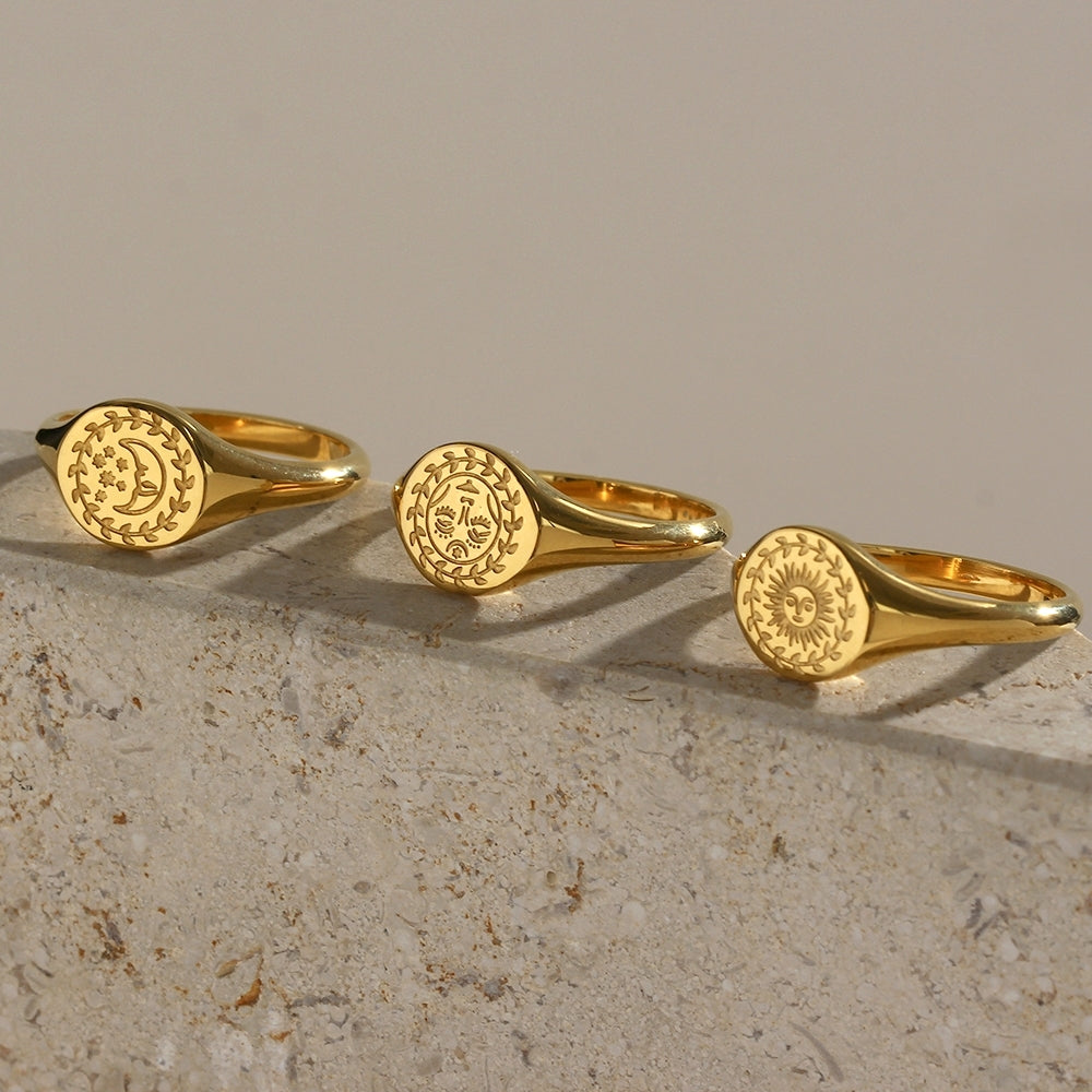 Minimalist women’s fashion jewelry retro ring star moon motif