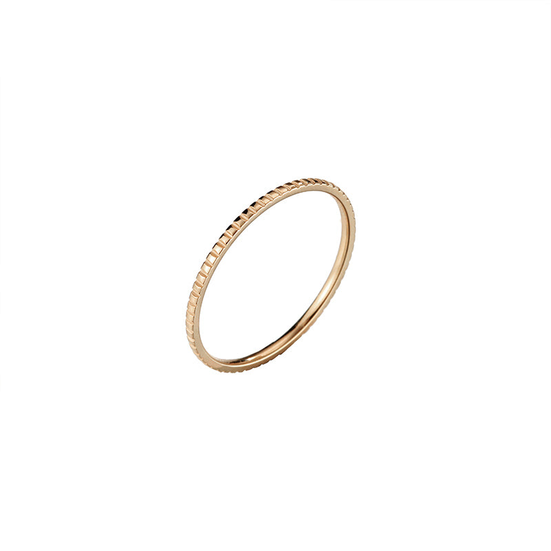 Chic stainless steel finger ring for women casual or formal wear