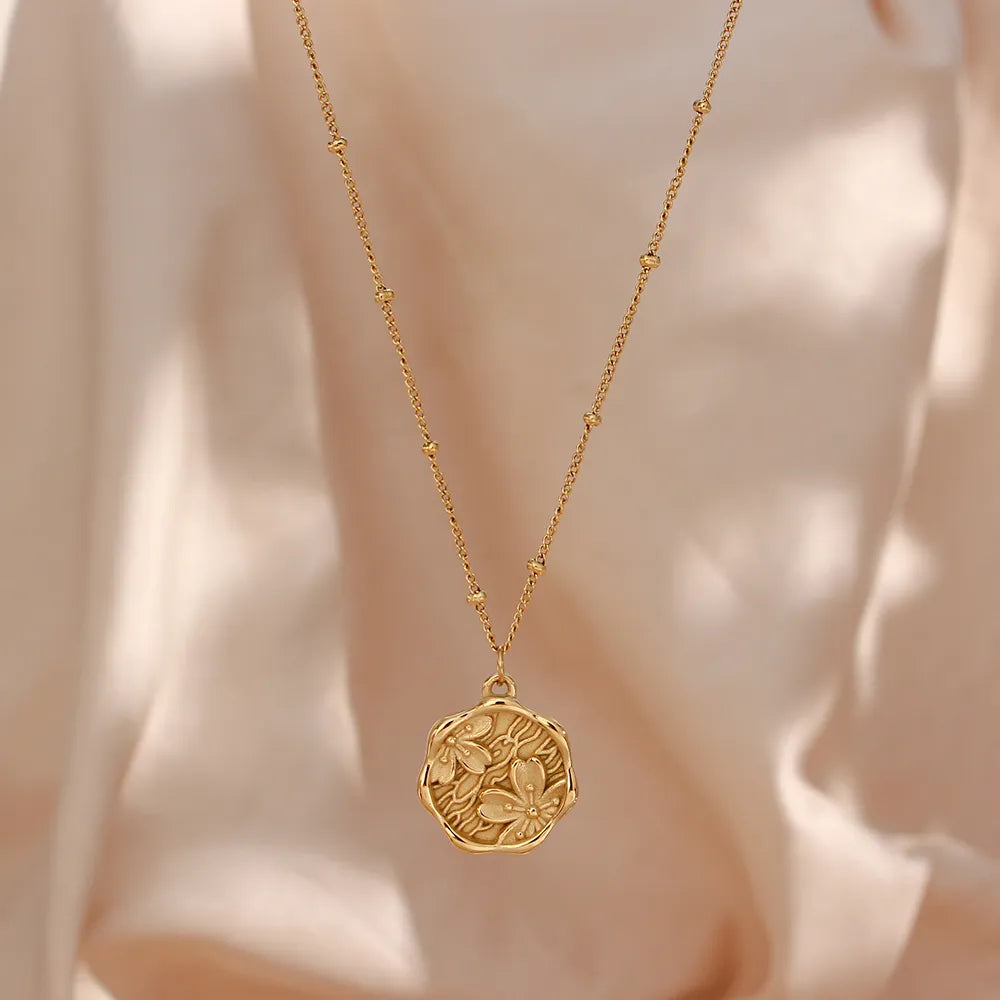 Timeless 18K gold blossoming charm necklace fashion jewelry