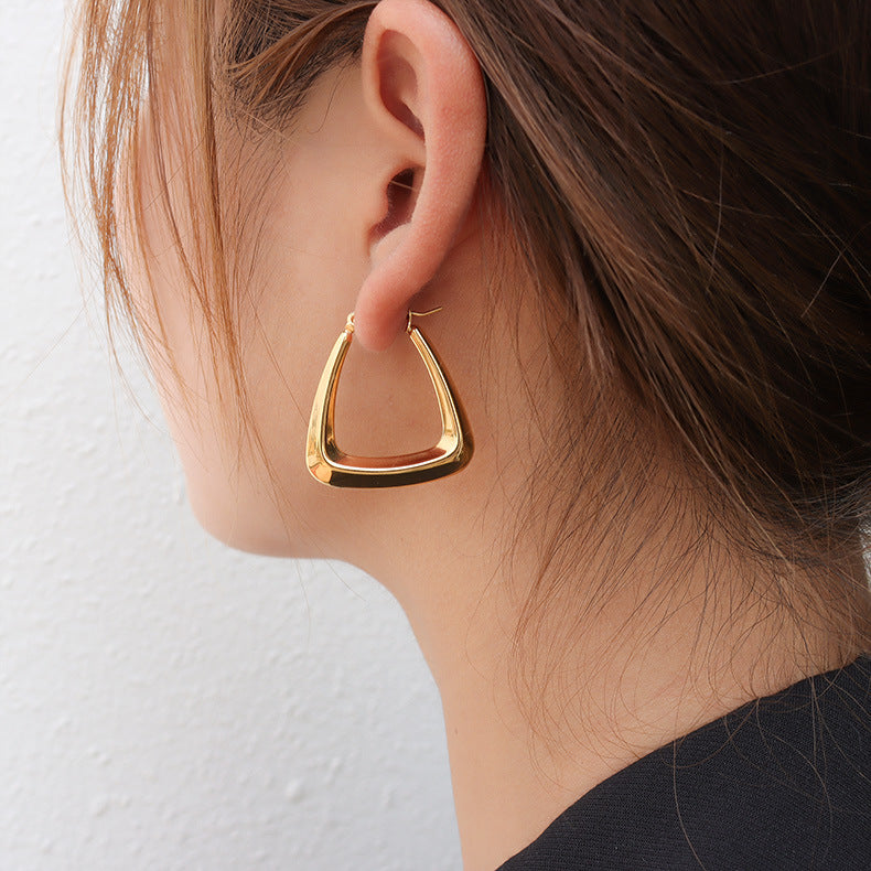 Women’s triangle hoop earrings gold plated modern minimalist style