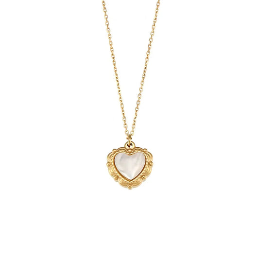 18K gold heart pattern necklace charm vintage inspired jewelry