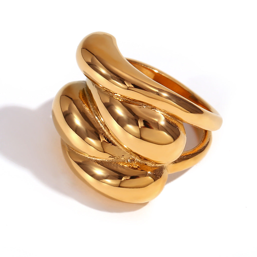 The Riviera Ring dome wave ring gold Purajoia view 3