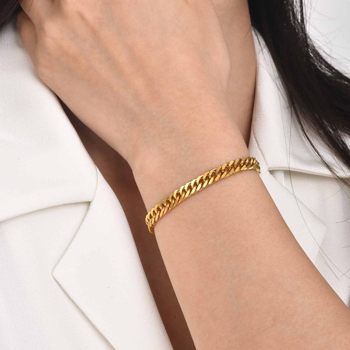 The Intreccio Bracelet woven chain bracelet gold Purajoia