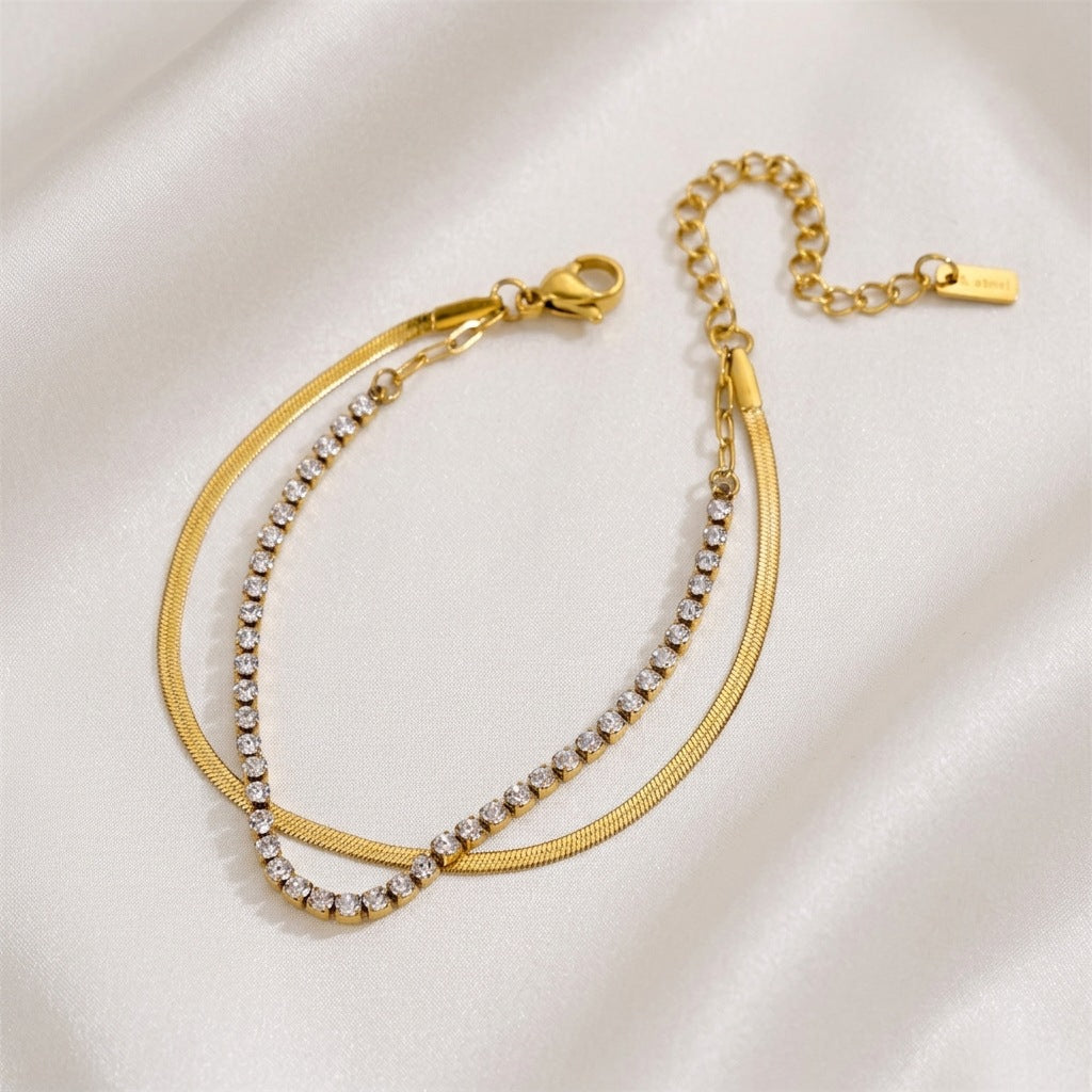 The Linea Bracelet geometric gold bracelet Purajoia view 2