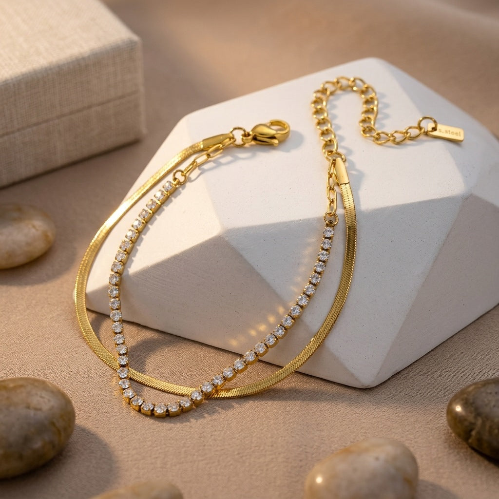 The Linea Bracelet geometric gold bracelet Purajoia view 4