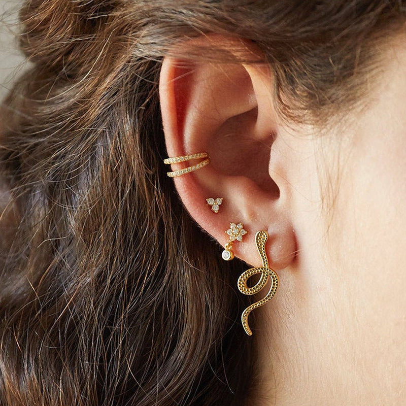 The Mila Earrings double zircon huggie hoop earrings Purajoia view 3