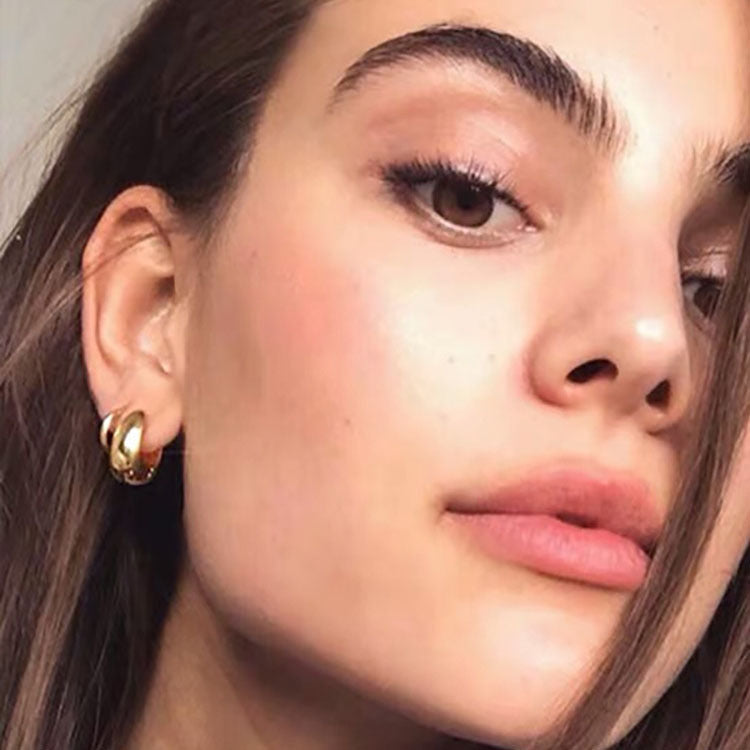The Livia Earrings small drop hoop earrings Purajoia view 6
