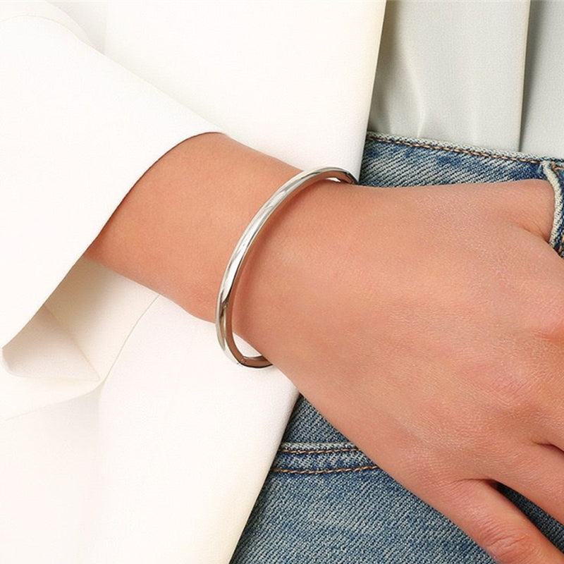 Glossy Stainless Steel Bracelet for Women - Elegance and Charm