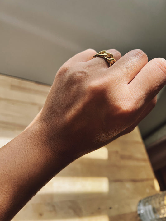 Gold Chain Ring with a Vintage Gold Color