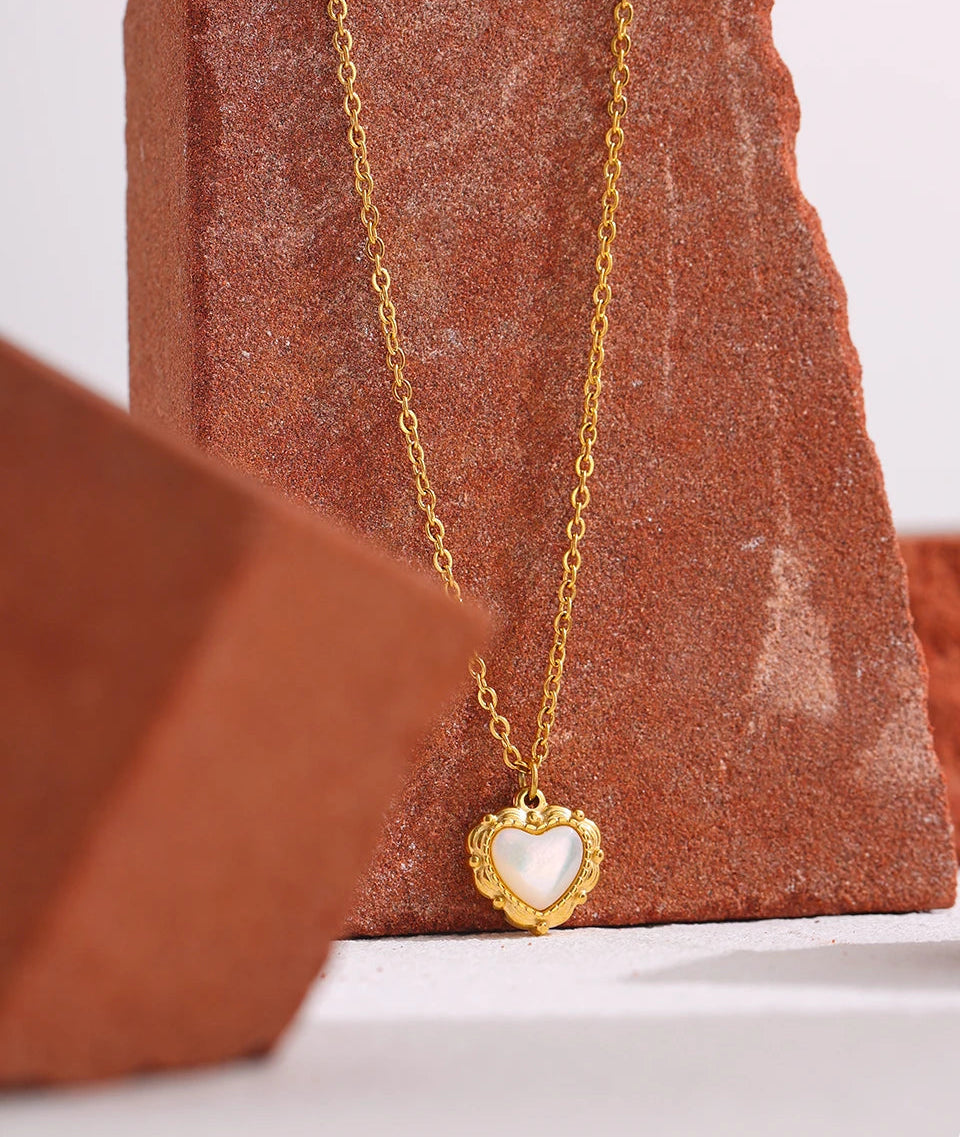 Close-up of high-polish 316L Stainless Steel Rope Chain weave - Waterproof Jewelry