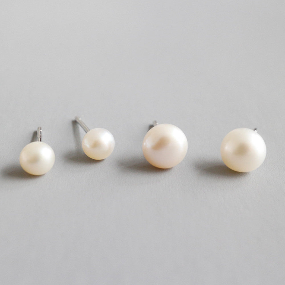 Sterling Silver Natural Freshwater Pearl Simple Versatile Earrings