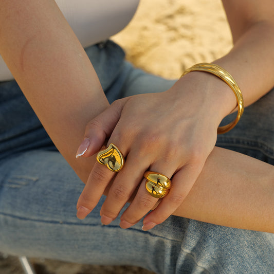 Sophisticated Style: Stainless Steel 18K Gold-Plated Women's Geometric Ring