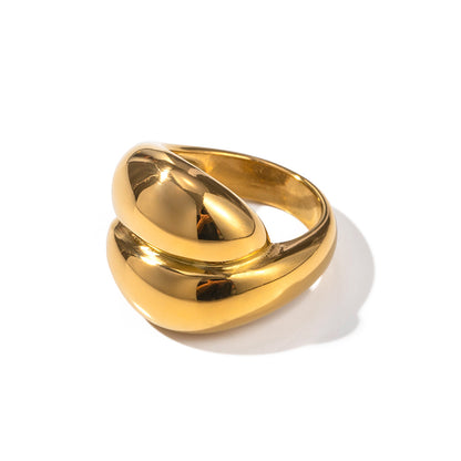 Clara Dome Stacking Ring in 18K Gold worn on a model's hand - Pura Joia