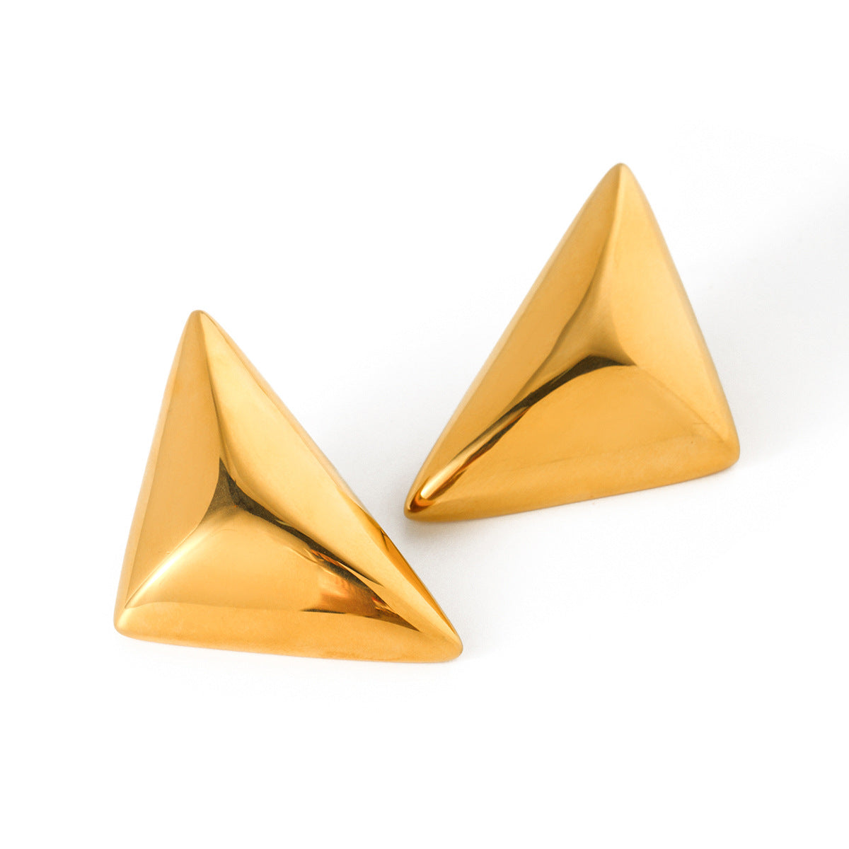 The Rombo Earrings diamond shape stud earrings Purajoia view 3