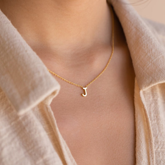 Durable stainless steel necklace with personalized letter pendant