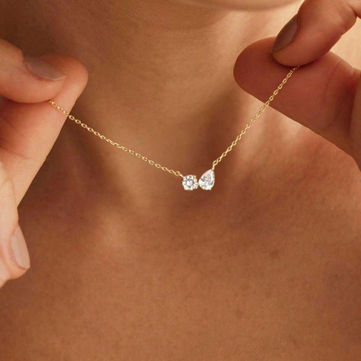 Goccia Choker Necklace with teardrop rhinestone detail, view 2 | PURAJOIA