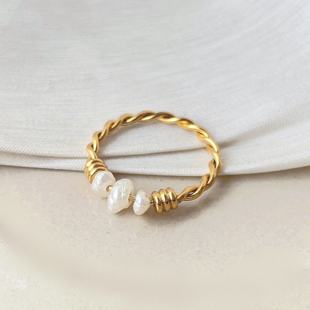 Perla Twist Ring with natural freshwater pearl, view 3 | PURAJOIA