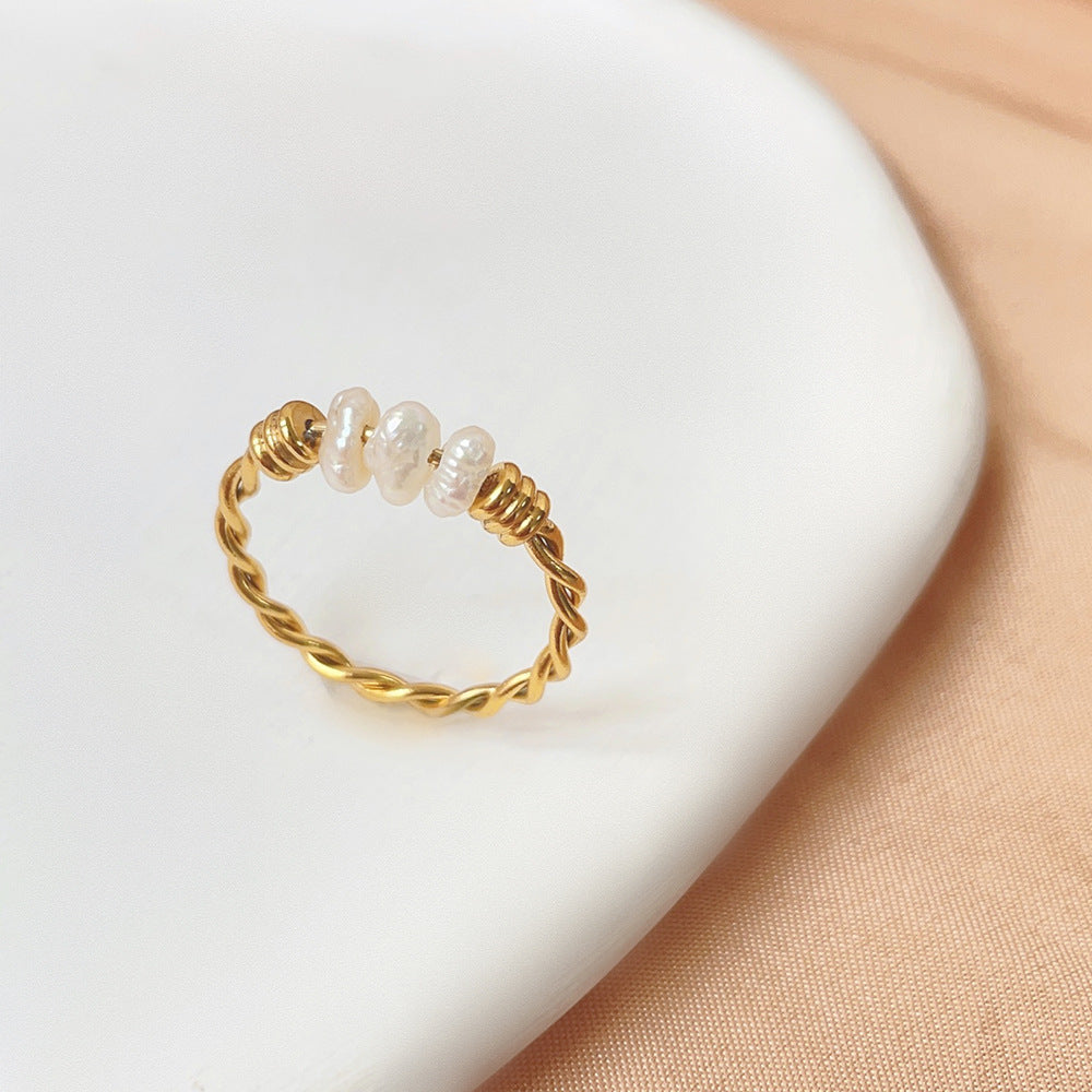 Perla Twist Ring with natural freshwater pearl, view 4 | PURAJOIA