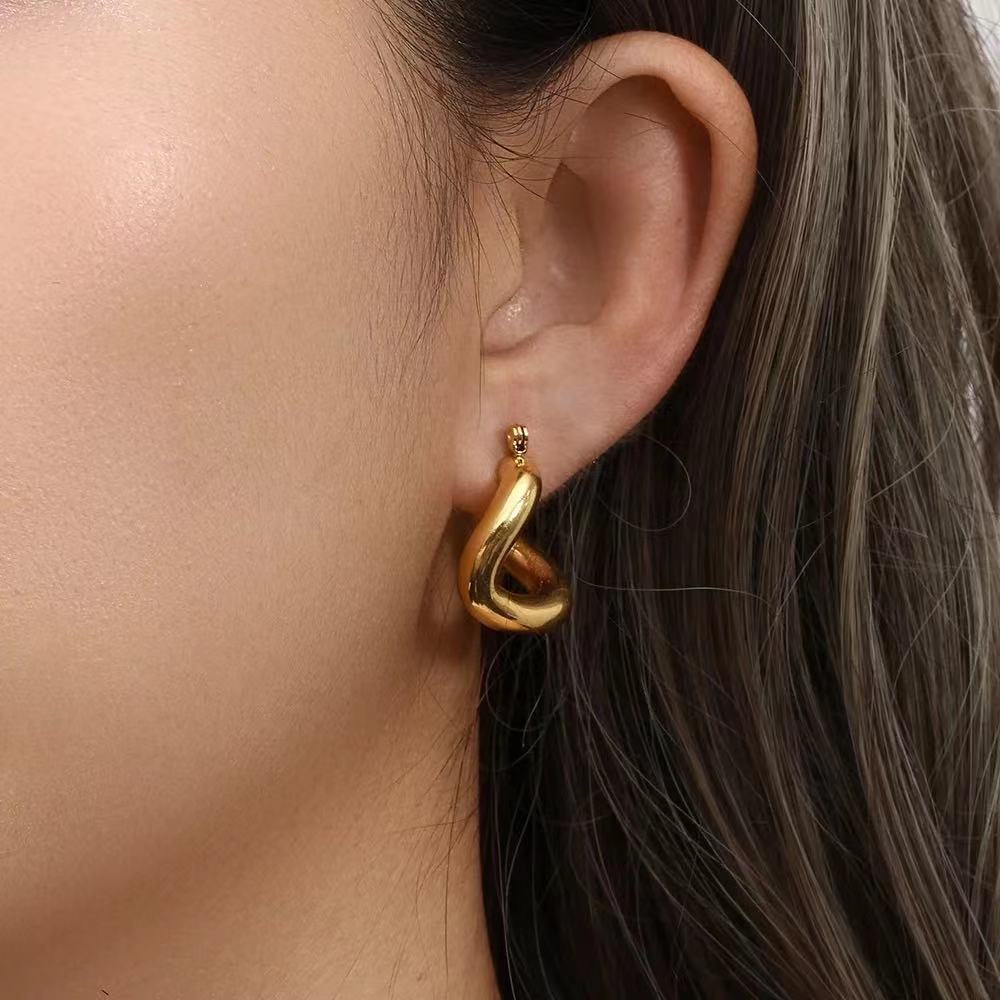 18K Gold-Plated Bare Geometric Women's Earrings - Unique and Elegant Design