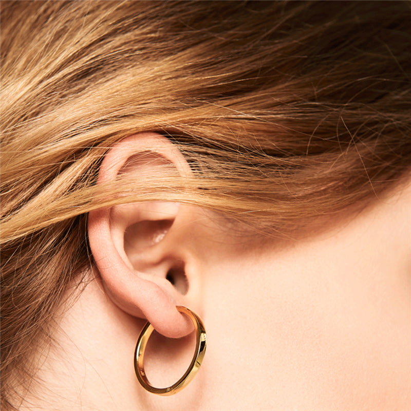 Fashionable Gold Bold Round Ring Earrings for a Stunning Look