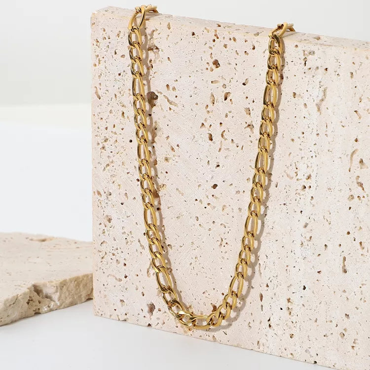 Stylish Curb Link Chain Necklace Choker