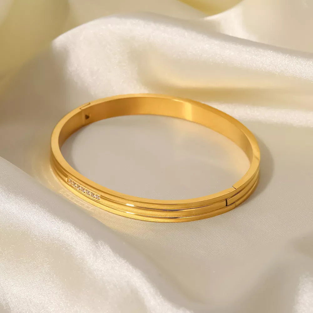 18K Gold Plated Three Layers Rib Bangles - Affordable Luxury Jewelry